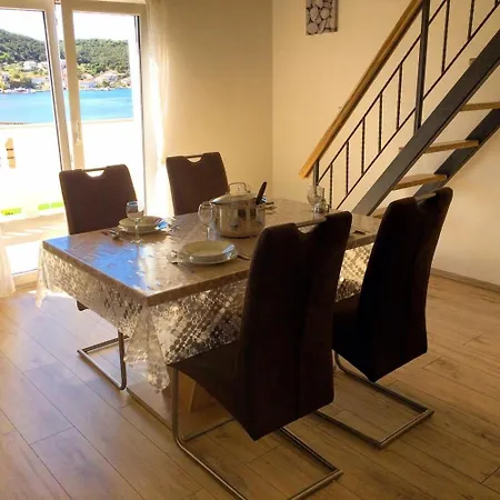 Apartment Karlo
